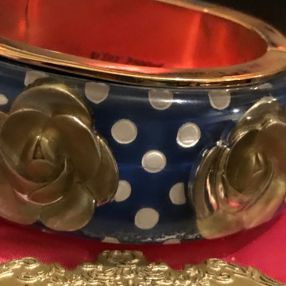 Betsey Johnson blue polka dot rose bangle bracelet vintage pinup rockabilly gold